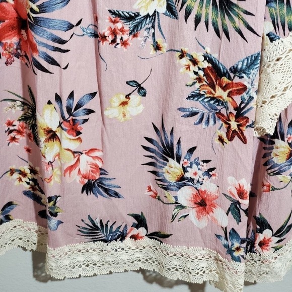 Indigo Rose‎ Tropical Floral Crocheted lace Trim kimono wrap plus 2x - Picture 6 of 7